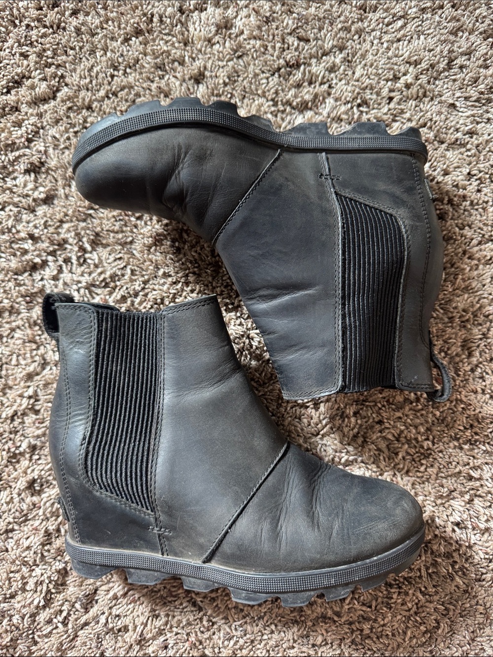 Sorel Black Leather Wedge Chelsea Booties